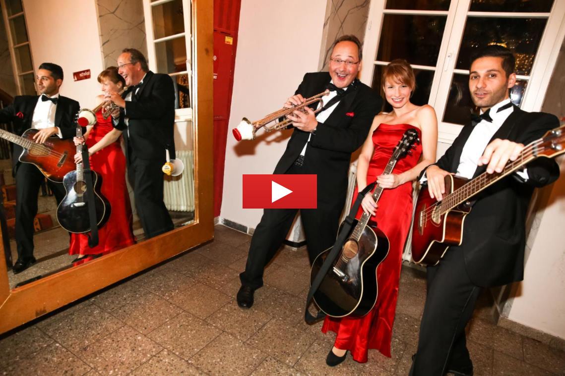 WALKING MELODIES - Video - Weihnachten